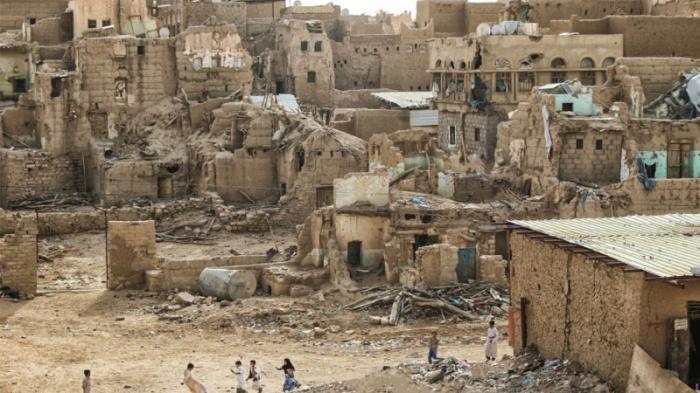 Арабская коалиция объявила о начале бомбардировок столицы Йемена – СМИ
                18 января 2022, 05:02