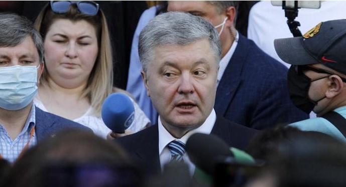 У Порошенко заявили, что им предлагают купить запись совещания из кабинета Зеленского