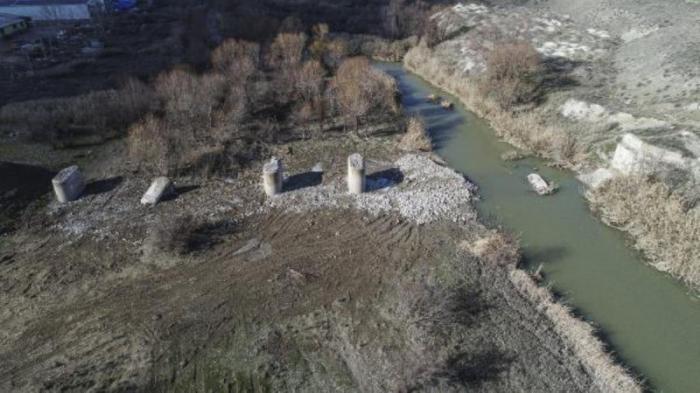 Мужчина украл 500-метровый мост в Турции
                20 января 2022, 02:55