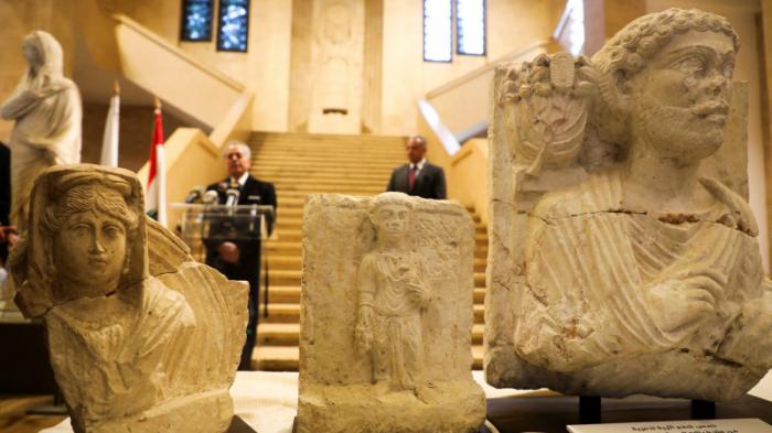 Легендарные статуи из Пальмиры восстановили в Сирии
                21 января 2022, 14:13