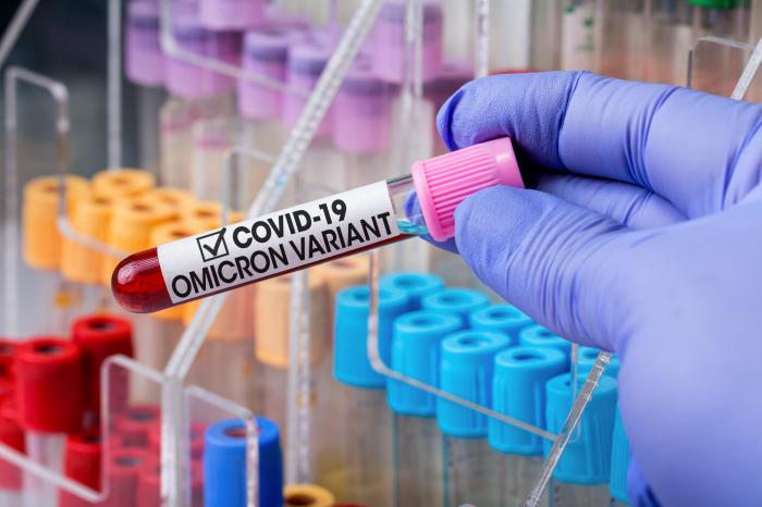 Усилитель вакцины от COVID-19 защищает от заражения 