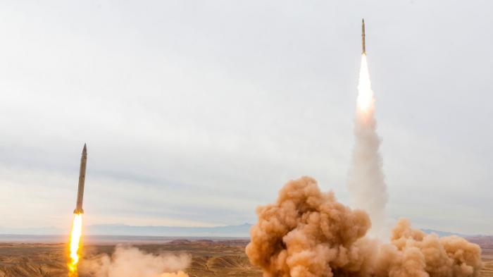 Две баллистические ракеты перехвачены над Абу-Даби - СМИ
                24 января 2022, 11:51