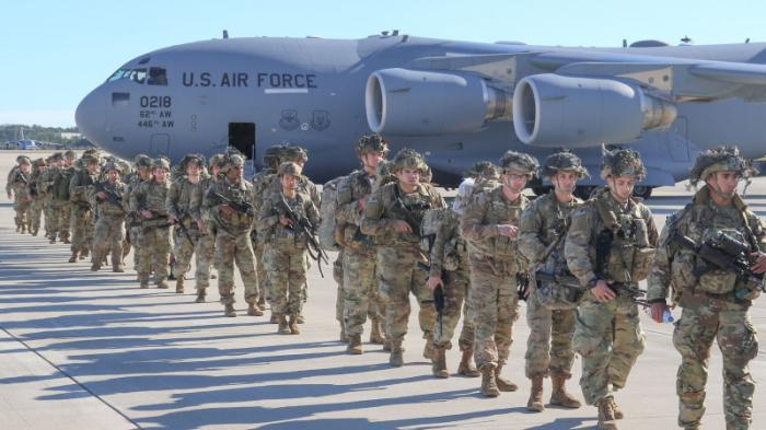 Пентагон привел в готовность 8,5 тысячи военных к переброске в Европу
                25 января 2022, 08:23