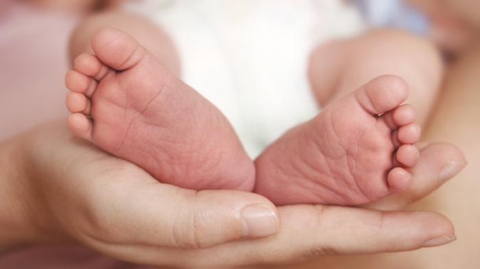 Женщина, которой удалили матку, родила ребенка в Костанайской области
                26 января 2022, 11:48