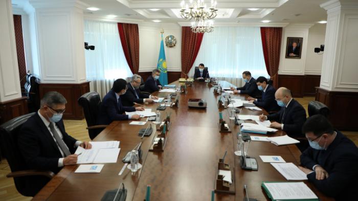Премьер Смаилов провел совещания по разработке программы действий на 2022 год
                27 января 2022, 11:45