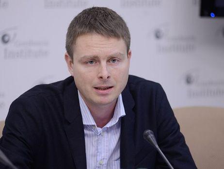 Юридическая команда Зеленского подыгрывает Порошенко, - эксперт