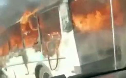 В Караганде сгорел пассажирский автобус № 7