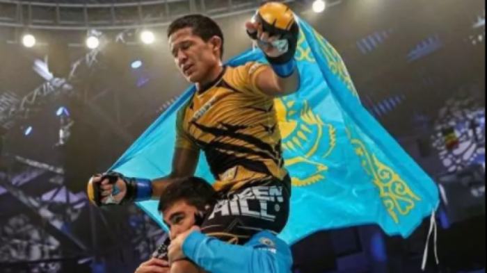 Казахстанский боец MMA стал первым трехкратным чемпионом мира в истории
                30 января 2022, 01:31