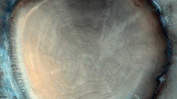 Необычный кратер обнаружили на Марсе
                31 января 2022, 18:00