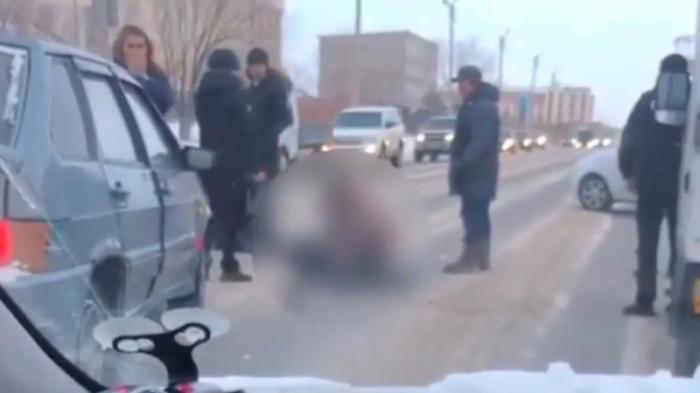 Двух детей на санках сбили на пешеходном переходе в Караганде
                31 января 2022, 22:31