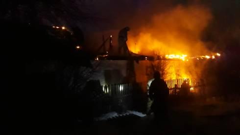 В Караганде сгорел жилой дом по улице Заводская