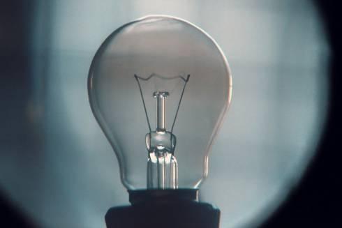 Объявлено о плановых отключениях электричества в Караганде на 2 февраля