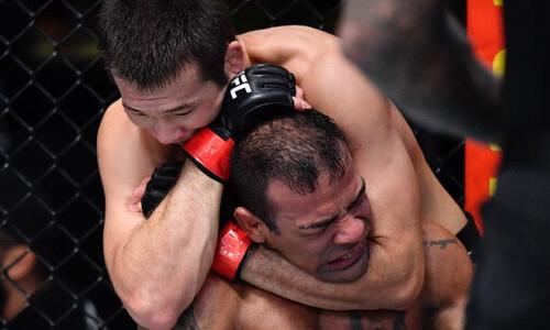 «Хладнокровного убийцу» из Казахстана нарекли главным претендентом на «корону» дивизиона UFC