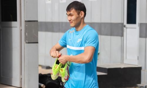 Нуралы Алип сразился в необычном соревновании с футболистом «Зенита» и перехитрил его. Видео