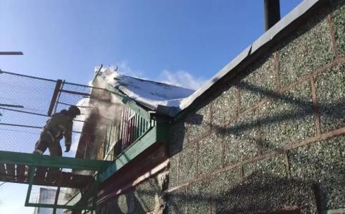 Два пожара из-за неправильной эксплуатации печей произошли за выходные в Карагандинской области