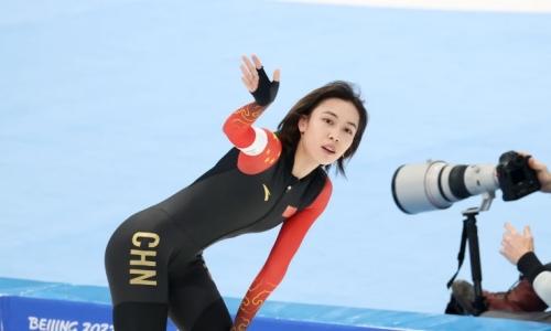 Казахская конькобежка из Китая опередила знаменосца сборной Казахстана на Олимпиаде в Пекине