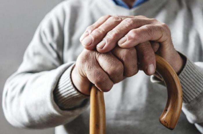 Симптомы омикрона у пожилых людей назвал алматинский врач