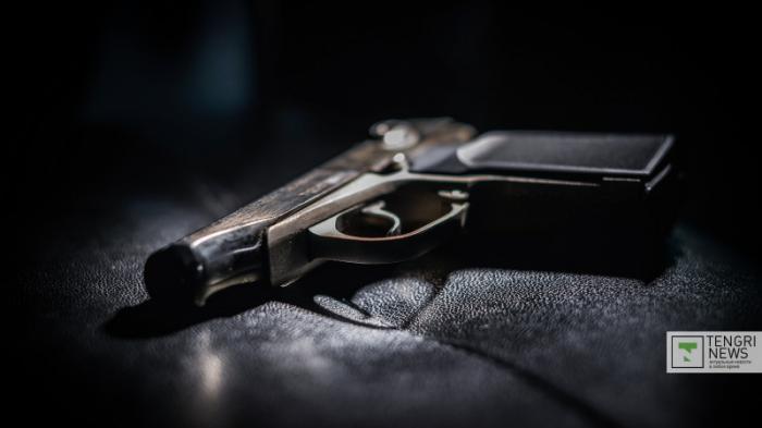 В Таразе полицейские изъяли 15 единиц похищенного оружия за неделю
                09 февраля 2022, 09:37