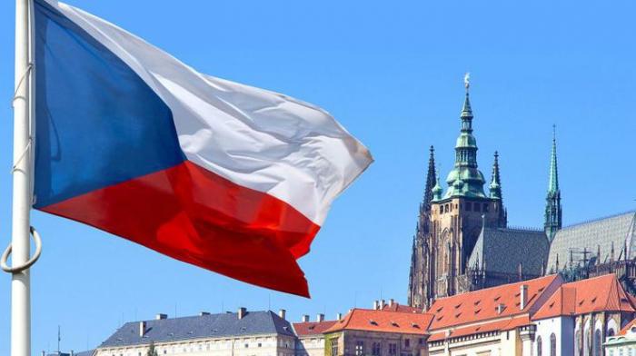 Чехия ослабляет карантинные ограничения. Объяснение для туристов