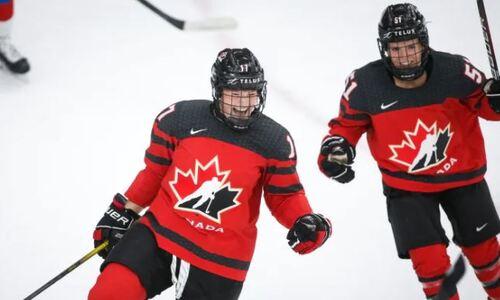Избиением соперника и рекордным сухим счетом завершился четвертьфинал женского хоккея на Олимпиаде-2022