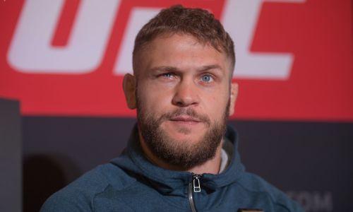 Бой уроженца Казахстана в UFC перенесен