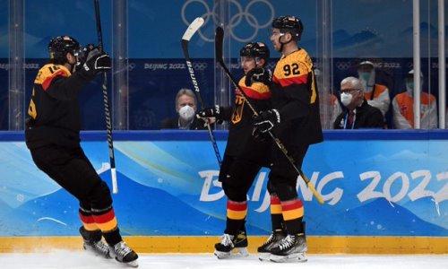 Германия обыграла Китай в матче с историческим голом на Олимпиаде в Пекине