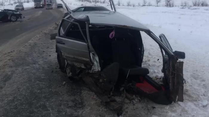 Lada разорвало на две части в аварии в Актюбинской области
                14 февраля 2022, 12:51