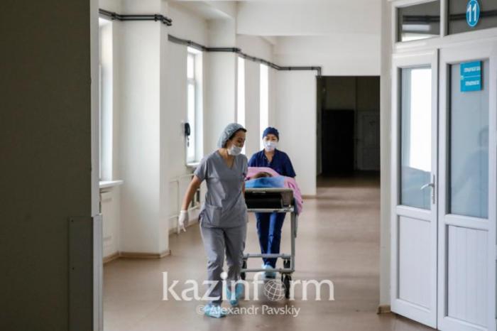 1028 человек с коронавирусом находятся в больницах Алматы