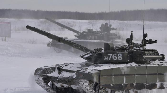 Российские войска завершили учения в районах рядом с Украиной - СМИ
                15 февраля 2022, 16:33