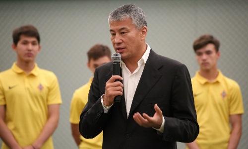 Кайрат Боранбаев пообещал построить стадион в Алматы