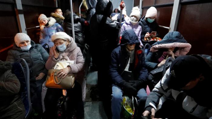 Эвакуированные в Россию жители Донбасса возвращаются домой - министр
                21 февраля 2022, 07:17
