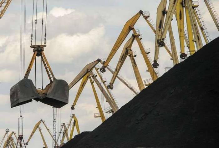Уголь для Дарницкой ТЭЦ уже разгружается в порту 