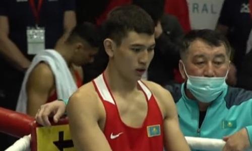 Чемпион Азии по боксу из Казахстана вышел в четвертьфинал международного турнира