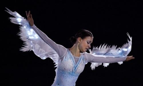 «Аж слезу вышибает». Российская чемпионка Олимпиады-2022 сотворила волшебство на льду. Видео