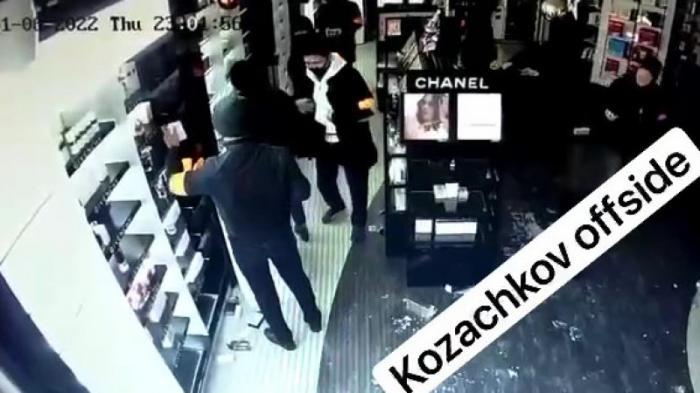 Беспорядки в Алматы: видео разграбления аэропорта людьми в форме проверяет полиция
                22 февраля 2022, 19:58