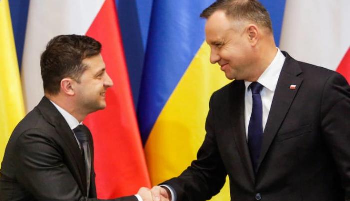 Президент Польши верит, что агрессию России можно сдержать мирным путем