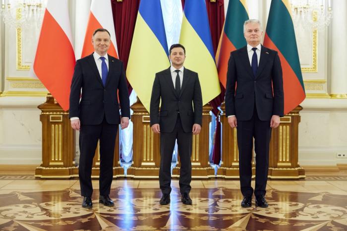 Украина, Литва и Польша призвали Россию отказаться от вторжения