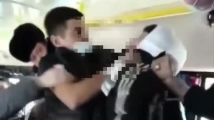 Конфликт между кондуктором и юношей попал на видео в Караганде
                24 февраля 2022, 16:55