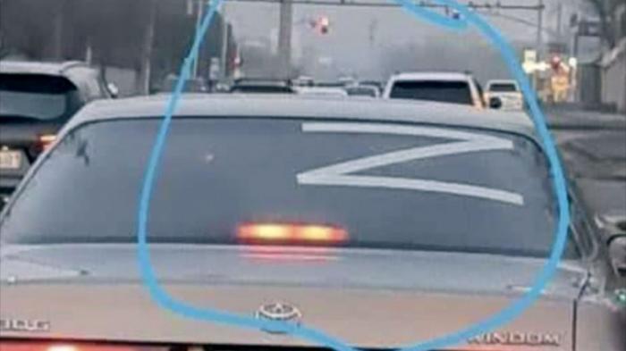 Полиция проверяет автомобиль с наклейкой Z в Алматы
                01 марта 2022, 11:37