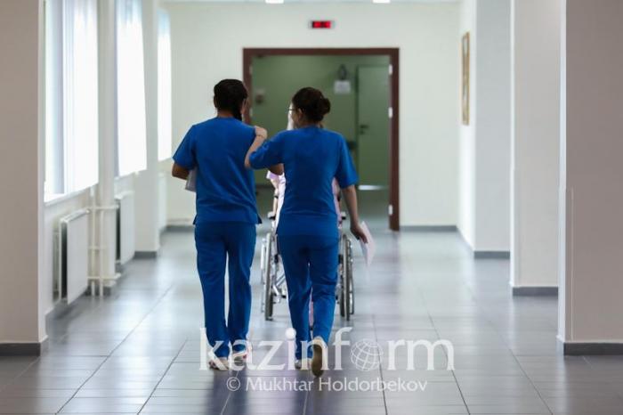 В Атырау в инфекционном стационаре остался 21 пациент с COVID-19