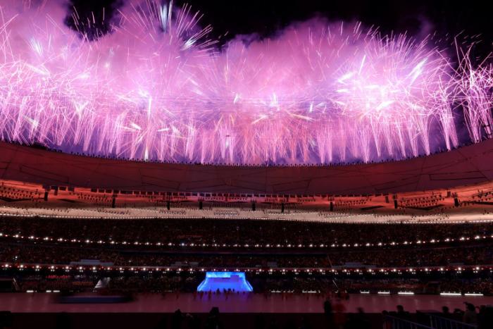 Фоторепортаж с церемонии открытия XIII зимних Паралимпийских игр