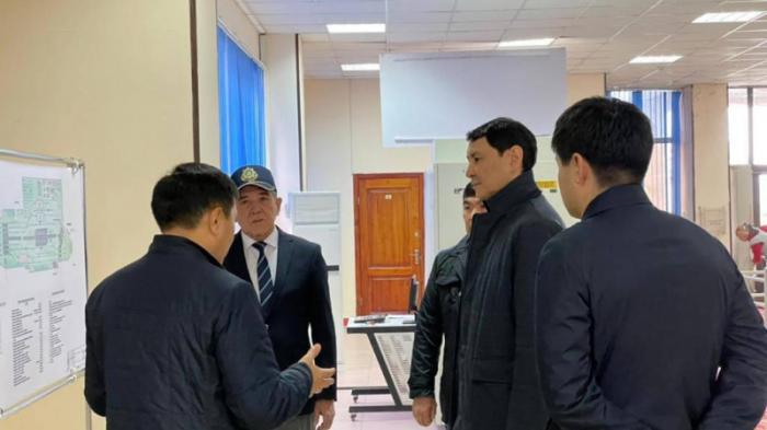Министр Жамаубаев проверил таможенные посты на казахстанско-узбекской границе
                06 марта 2022, 16:26