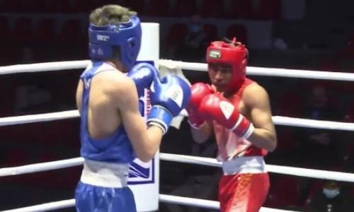 Казахстанский боксер победил нокаутом и сразится с узбекистанцем за выход в финал чемпионата Азии. Видео