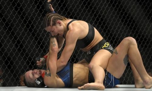 «Это было отчетливо видно». Чемпионка мира по самбо из Bellator объяснила поражение Марии Агаповой в UFC