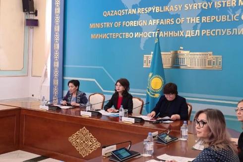 К скольким видам работ не допускались ранее казахстанские женщины