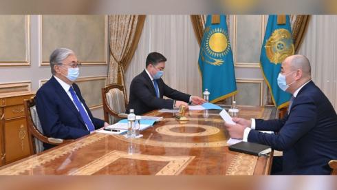 Президент Токаев принял нового главу «Байтерека» Шарлапаева