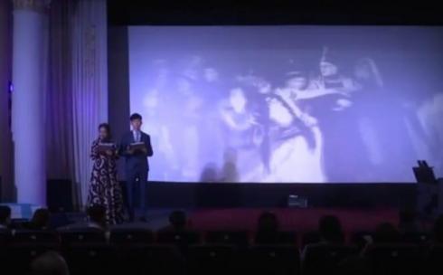 Вечер памяти знаменитых казахстанских певиц провели в Караганде