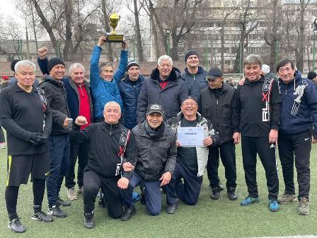 Медики побеждают в зимнем чемпионате Алматы