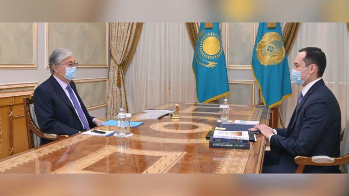 Президент Токаев принял нового главу QazaqGaz Жаркешова
                11 марта 2022, 13:19