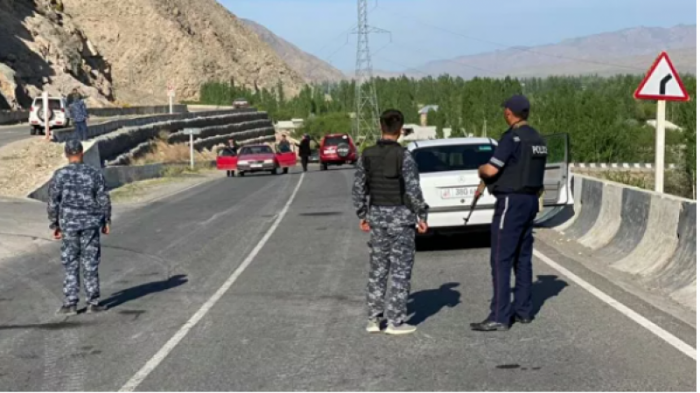Пограничникам Кыргызстана и Таджикистана запретили стрелять без законных оснований
                13 марта 2022, 07:08
